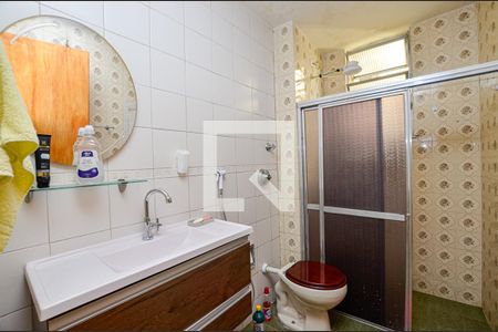 Apartamento à venda com 70m², 2 quartos e 1 vaga Apartamento à venda com 70m², 2 quartos e 1 vagaBanheiro