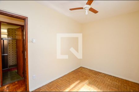 Quarto 1 de apartamento para alugar com 2 quartos, 70m² em Largo do Barradas, Niterói