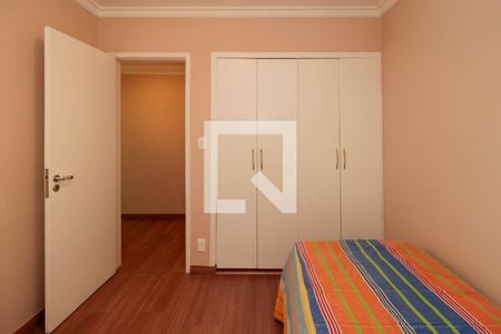 Quarto 1 de apartamento para alugar com 2 quartos, 63m² em Vila Uberabinha, São Paulo