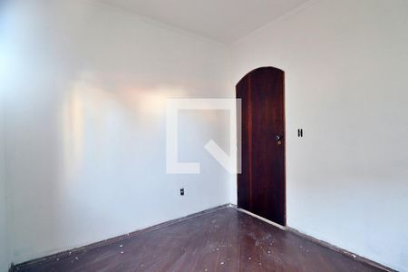 Casa à venda com 100m², 3 quartos e 2 vagasQuarto 2