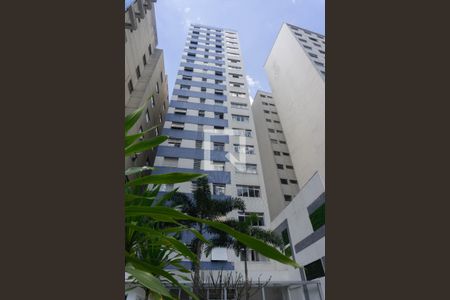 Apartamento à venda com 108m², 3 quartos e 1 vaga Apartamento à venda com 108m², 3 quartos e 1 vagaFachada