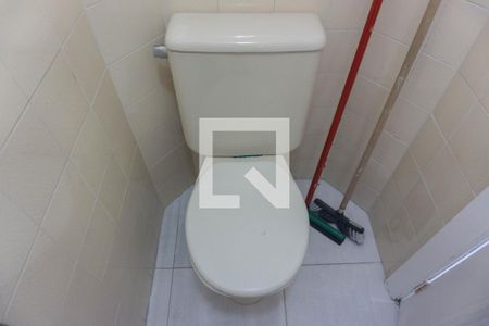 Apartamento à venda com 108m², 3 quartos e 1 vaga Apartamento à venda com 108m², 3 quartos e 1 vagaBanheiro de serviço