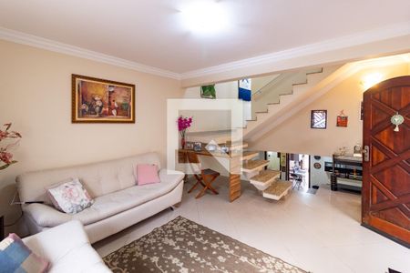 Sala de Estar  de casa para alugar com 3 quartos, 131m² em Vila Marari, São Paulo