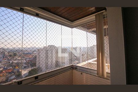 Sacada de apartamento à venda com 3 quartos, 68m² em Vila Antonieta, São Paulo