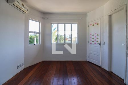 Casa de condomínio à venda com 520m², 5 quartos e 3 vagasSuíte 3