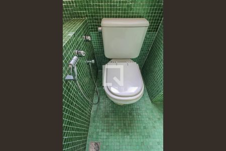 Casa de condomínio à venda com 520m², 5 quartos e 3 vagasSuíte 1 - Banheiro