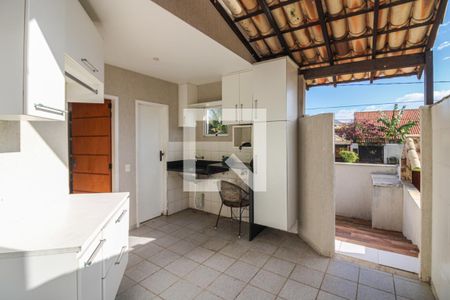 Casa de condomínio à venda com 520m², 5 quartos e 3 vagasÁrea de Serviço