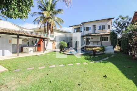 Casa de condomínio à venda com 520m², 5 quartos e 3 vagasÁrea externa