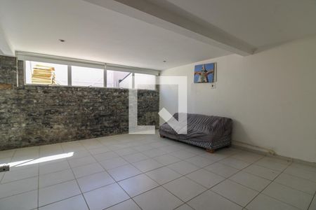 Casa de condomínio à venda com 520m², 5 quartos e 3 vagasPorão - Salão 1