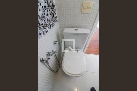 Casa de condomínio à venda com 520m², 5 quartos e 3 vagasSuíte 2 - Banheiro