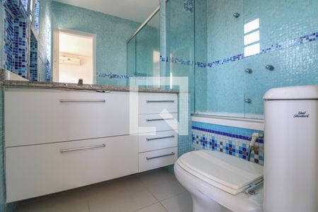 Casa de condomínio à venda com 520m², 5 quartos e 3 vagasSuíte 3 - Banheiro