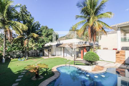 Casa de condomínio à venda com 520m², 5 quartos e 3 vagasÁrea externa - Piscina