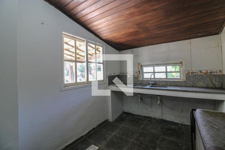 Casa de condomínio à venda com 520m², 5 quartos e 3 vagasEdícula - Cozinha