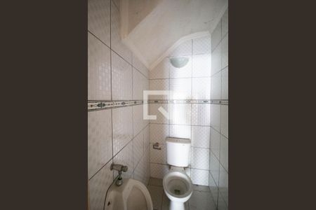 Casa à venda com 140m², 3 quartos e 6 vagas Casa à venda com 140m², 3 quartos e 6 vagasBanheiro