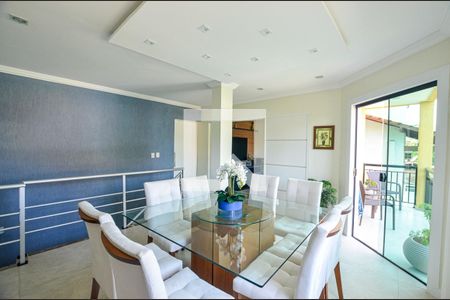 Sala de casa de condomínio à venda com 4 quartos, 273m² em Piratininga, Niterói