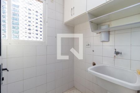 Apartamento à venda com 74m², 2 quartos e 2 vagas Apartamento à venda com 74m², 2 quartos e 2 vagasÁrea de Serviço