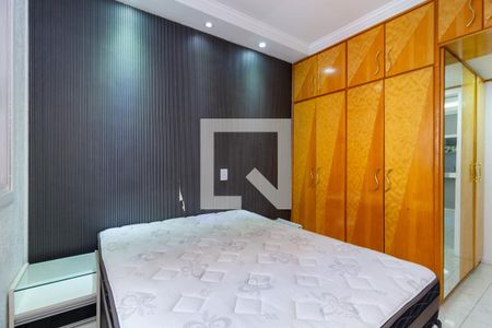 Apartamento à venda com 74m², 2 quartos e 2 vagas Apartamento à venda com 74m², 2 quartos e 2 vagasSuíte