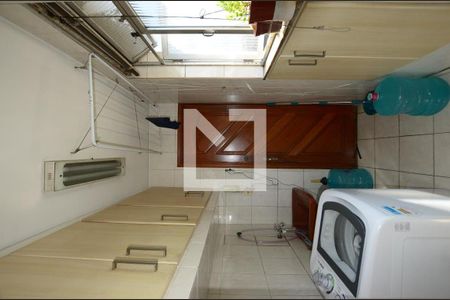 Apartamento à venda com 74m², 3 quartos e 1 vagaÁrea de serviço