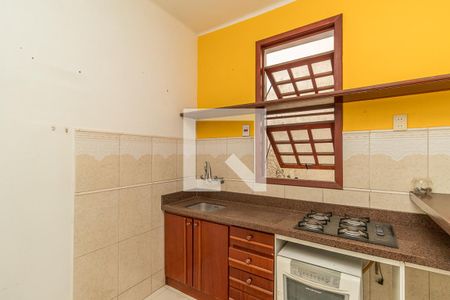 Casa à venda com 57m², 2 quartos e 2 vagas Casa à venda com 57m², 2 quartos e 2 vagasCozinha