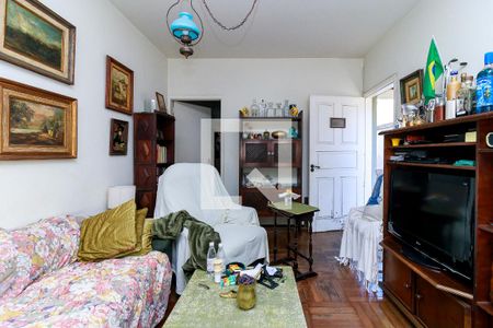 Casa à venda com 147m², 4 quartos e 4 vagasSala