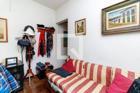 Casa à venda com 147m², 4 quartos e 4 vagasEscritório