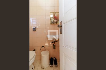 Casa à venda com 147m², 4 quartos e 4 vagasEdícula - Banheiro