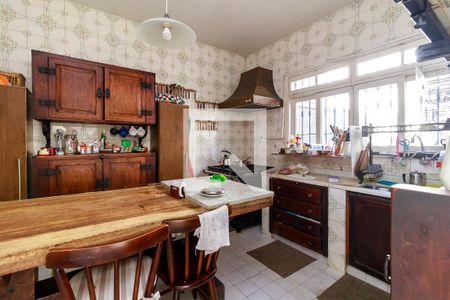 Casa à venda com 147m², 4 quartos e 4 vagasCozinha