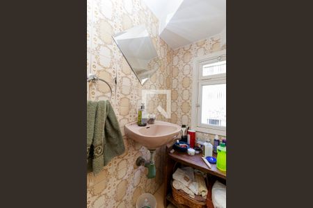 Casa à venda com 147m², 4 quartos e 4 vagasLavabo