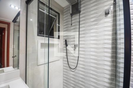 Banheiro de apartamento para alugar com 2 quartos, 70m² em Vila Ipojuca, São Paulo