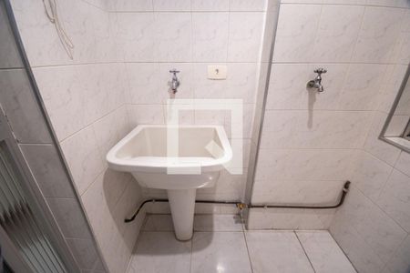 Área de Serviço de apartamento para alugar com 2 quartos, 70m² em Vila Ipojuca, São Paulo