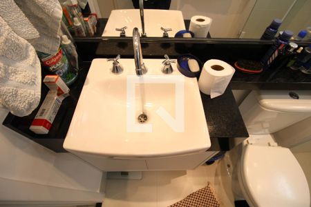 Apartamento à venda com 69m², 2 quartos e 1 vagaBanheiro da suíte