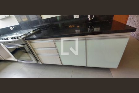 Apartamento para alugar com 123m², 3 quartos e 4 vagas Apartamento para alugar com 123m², 3 quartos e 4 vagasCozinha