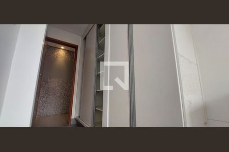 Apartamento para alugar com 123m², 3 quartos e 4 vagas Apartamento para alugar com 123m², 3 quartos e 4 vagasÁrea de Serviço