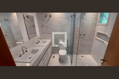Apartamento para alugar com 123m², 3 quartos e 4 vagas Apartamento para alugar com 123m², 3 quartos e 4 vagasBanheiro 1 Quarto 3 suíte
