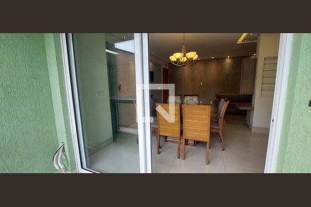 Apartamento para alugar com 123m², 3 quartos e 4 vagas Apartamento para alugar com 123m², 3 quartos e 4 vagasSacada