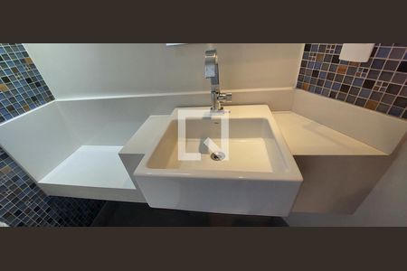 Apartamento para alugar com 123m², 3 quartos e 4 vagas Apartamento para alugar com 123m², 3 quartos e 4 vagasLavabo