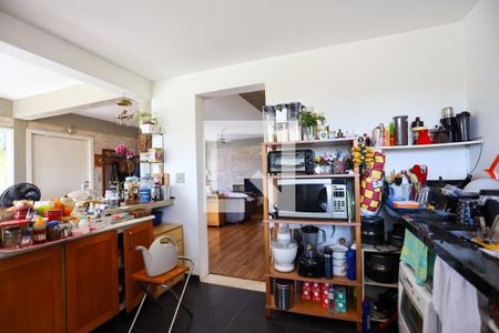 Casa de condomínio para alugar com 250m², 4 quartos e 4 vagas Casa de condomínio para alugar com 250m², 4 quartos e 4 vagasCozinha