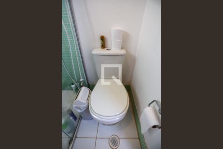 Casa de condomínio para alugar com 250m², 4 quartos e 4 vagas Casa de condomínio para alugar com 250m², 4 quartos e 4 vagasSuíte master - banheiro - detalhes