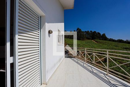 Casa de condomínio para alugar com 250m², 4 quartos e 4 vagas Casa de condomínio para alugar com 250m², 4 quartos e 4 vagasSuíte 2 - varanda