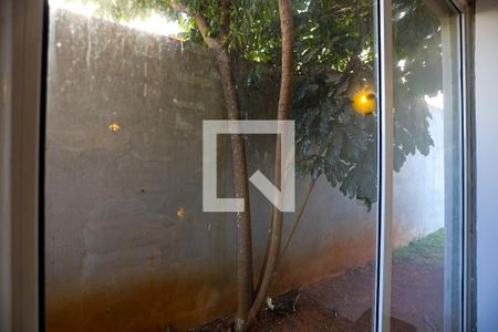 Casa de condomínio para alugar com 250m², 4 quartos e 4 vagas Casa de condomínio para alugar com 250m², 4 quartos e 4 vagasSala - vista