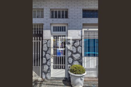 Fachada de casa para alugar com 2 quartos, 80m² em Vila Medeiros, São Paulo