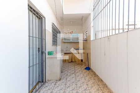 Área de Serviço de casa para alugar com 2 quartos, 80m² em Vila Medeiros, São Paulo