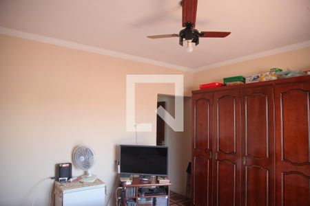 Quarto 1 de casa à venda com 3 quartos, 220m² em Santo Antônio, Osasco