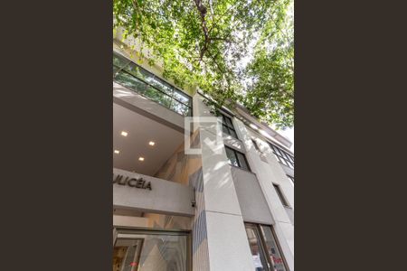 Apartamento à venda com 32m², 1 quarto e 1 vagaFachada