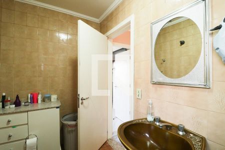 Casa à venda com 250m², 2 quartos e 2 vagasBanheiro 1