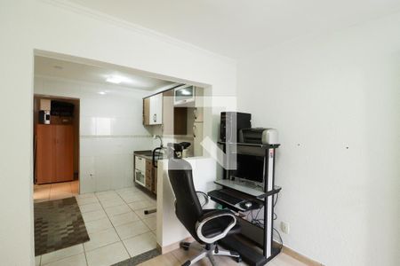 Casa à venda com 250m², 2 quartos e 2 vagasSala da Edícula