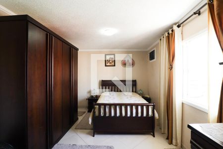 Casa à venda com 250m², 2 quartos e 2 vagasSuíte