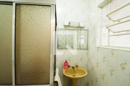 Casa à venda com 250m², 2 quartos e 2 vagasBanheiro 2