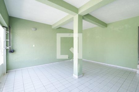 Casa à venda com 250m², 2 quartos e 2 vagasGaragem