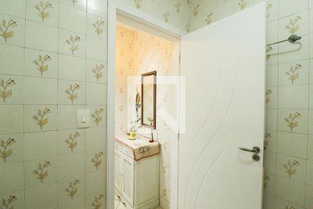 Casa à venda com 250m², 2 quartos e 2 vagasBanheiro 2